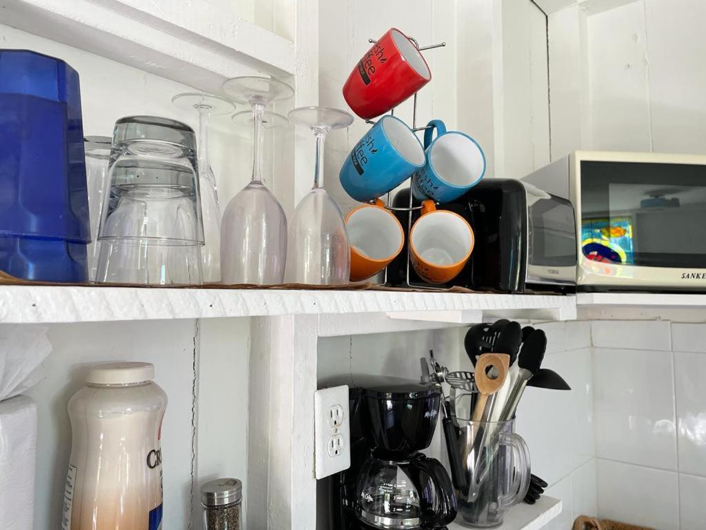Hummingbirds Cabins キー・カーカー エクステリア 写真