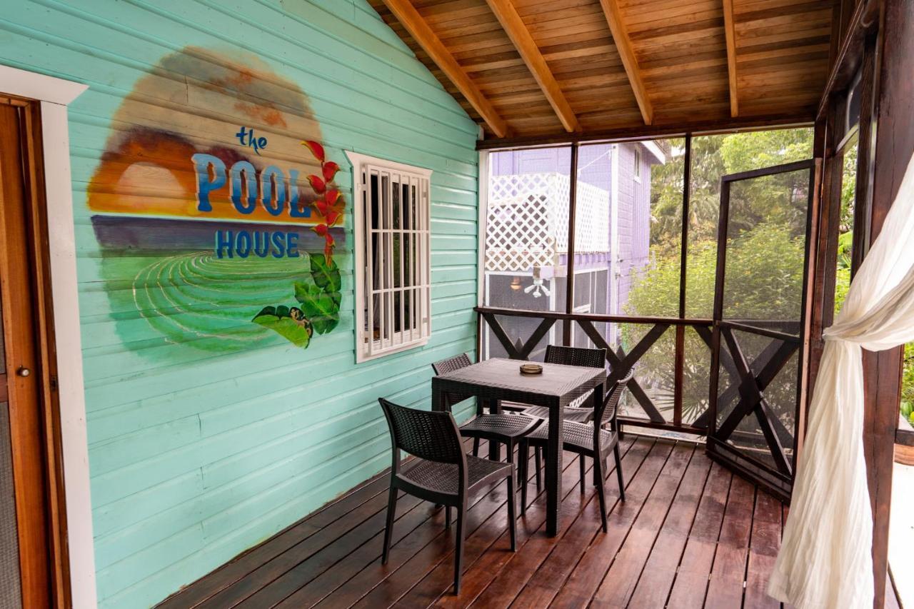 Hummingbirds Cabins キー・カーカー エクステリア 写真