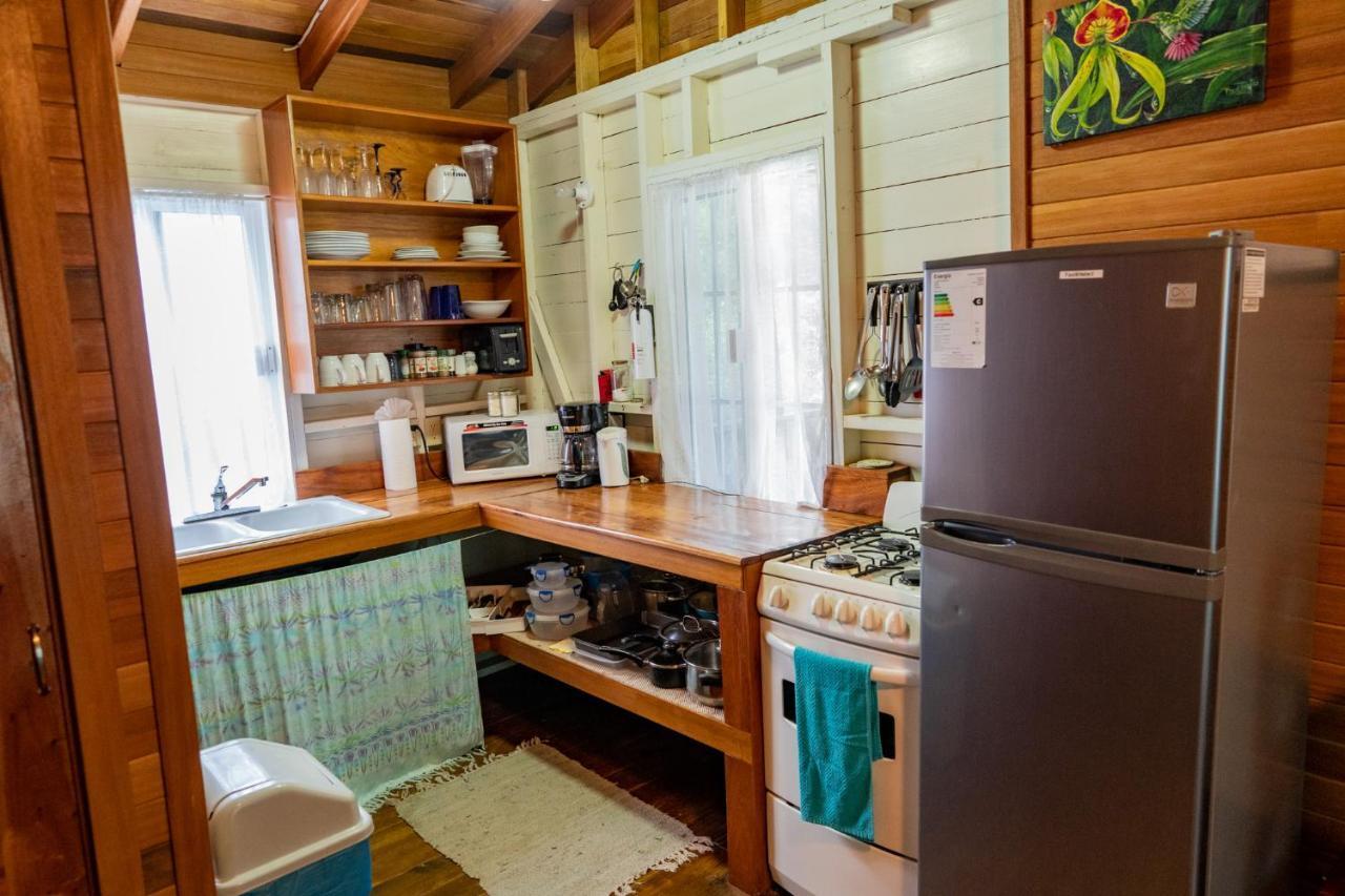 Hummingbirds Cabins キー・カーカー エクステリア 写真